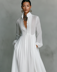 Abito Maxi Minimalista in Cotone e Lino con Patchwork, Collo Alzato e Maniche Lunghe