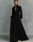 Abito Maxi Minimalista in Cotone e Lino con Patchwork, Collo Alzato e Maniche Lunghe